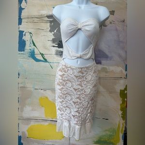 NIGHTCAP CLOTHING CUTOUT LACE DRESS / XS